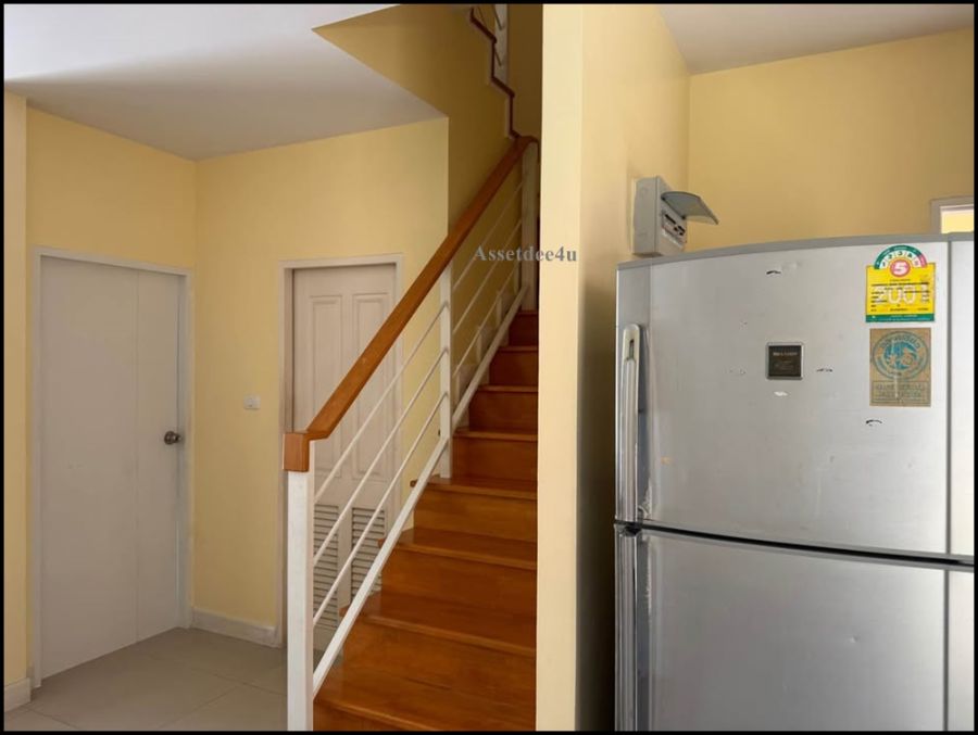 ให้เช่าทาวน์เฮาส์ - บ้านเช่าบางบัวทอง ให้เช่าทาวน์โฮม 2 ชั้น เดอะวิลล่า บางบัวทอง มีเฟอร์นิเจอร์และเครื่องใช้ไฟฟ้า ติดถนนใหญ่กาญจนาภิเษก ใกล้รถไฟฟ้า