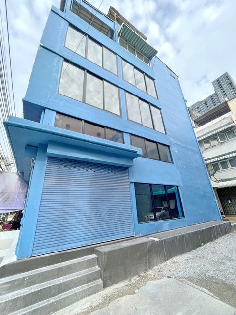 ให้เช่าอาคารพาณิชย์ / สำนักงาน - เพียง 5 ก้าวถึง 7-Eleven อ่อนนุช อาคารออฟฟิศกระจกทั้งหลัง 5 ชั้น ห้องมุม เพียง 70 ม. จาก BTSบางจาก ทำเลทอง สุขุมวิท 93 99