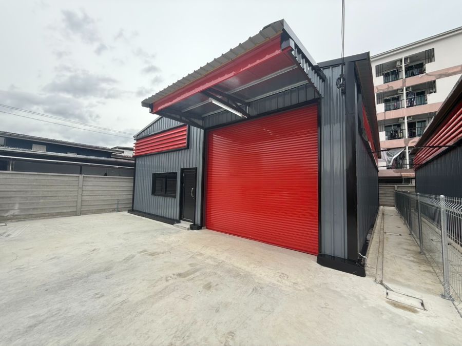 ให้เช่าโรงงาน / โกดัง - ให้เช่าโกดังพร้อมออฟฟิศ ซอยลาดพร้าววังหิน 30 ที่ดิน 75 ตร.ว. พื้นที่ใช้สอยรวม 300 ตร.ม.