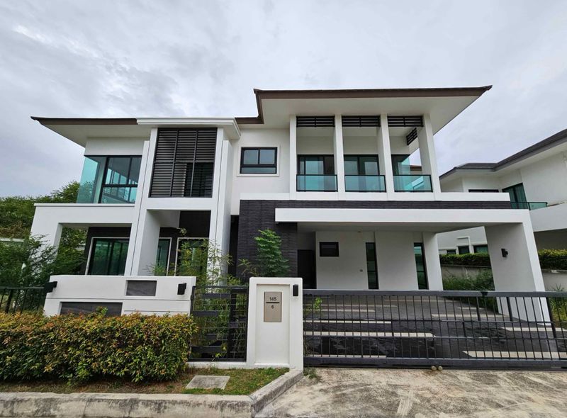 ขายบ้าน - ขายบ้านเดี่ยวหลังใหญ่ หมู่บ้านคาซาลูนา เมสโต หลังเซ็นทรัลชลบุรี