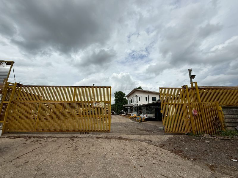 ขายโรงงาน / โกดัง - ขายโรงงาน ซอยวัดพันเสด็จนอก เขาคันทรง ศรีราชา ชลบุรี