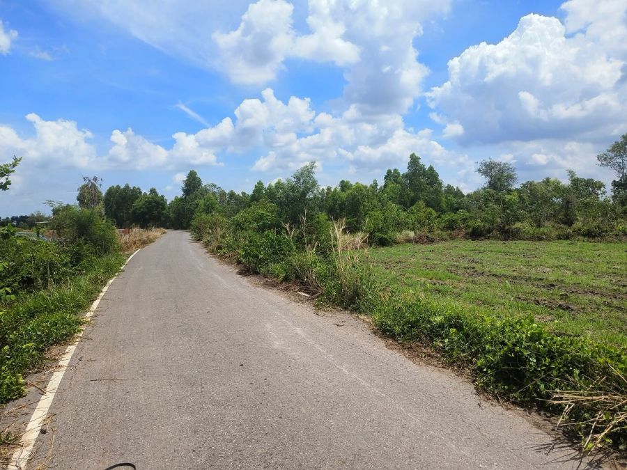 ขายที่ดิน - ขายที่ดินเกาะขนุน 1 ไร่ ติดถนนลาดยาง ใกล้ถนนสุวินทวงศ์ทล.319-2กม. อ.พนมสารคาม ฉะเชิงเทรา