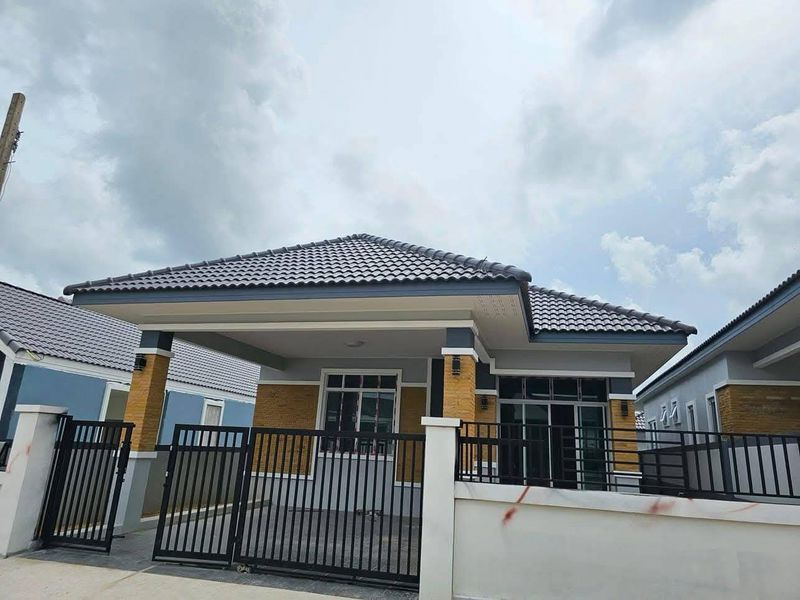 ขายบ้าน - ขายบ้านเดี่ยวชั้นเดียว ใกล้ขอบอ่างเก็บน้ำมาบประชั้น โป่ง บางละมุง ชลบุรี