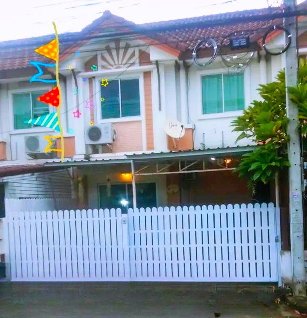 ให้เช่าทาวน์เฮาส์ - ถ.สายไหม 60-66 ตลาด วงศกร สายไหม 1.8 กม.ให้เช่า ทาวน์เฮ้าส์ 2 ชั้น 20 ตร.วา. 172 ตร.ม. 3 นอน.พหลโยธิน-สายไหม BTS คูคต 2.6 กม