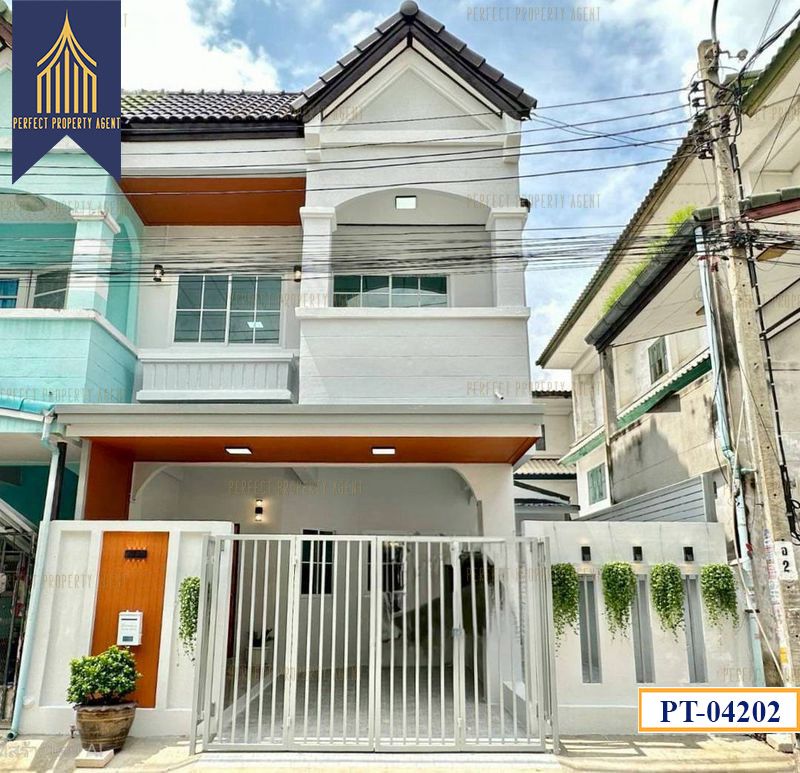 ขายทาวน์เฮาส์ - ขาย ทาวน์เฮ้าส์ บัวทองธานี บางบัวทอง หลังริม แต่งใหม่พร้อมอยู่