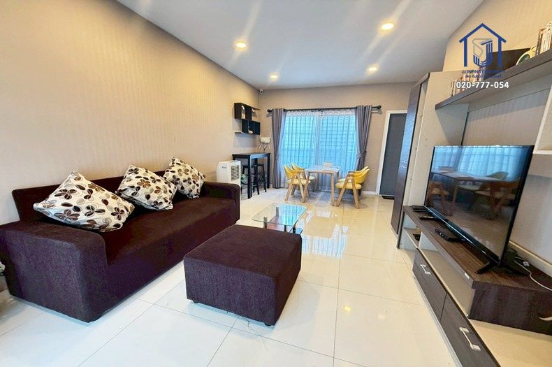 ขายบ้าน - ขายทาวน์โฮม 2 ชั้น หมู่บ้านบริทาเนีย วงแหวน จตุโชติ ถนนหทัยราษฎร์ ใกล้วงแหวนฯ แฟชั่นไอส์แลนด์