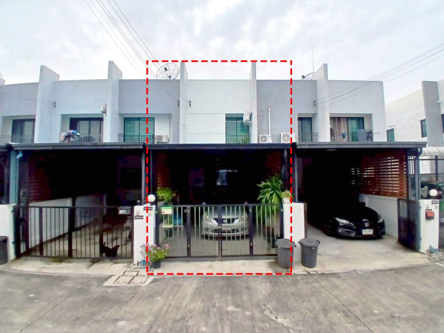 ขายทาวน์เฮาส์ - ขายทาวน์เฮ้าส์ The Ozone เทพารักษ์-บางบ่อ สมุทรปราการ บ้าน 2 ชั้น 18.1 ตร.วา พร้อมเฟอร์ฯ ต่อเติมครัวและโรงจอดรถเรียบร้อย