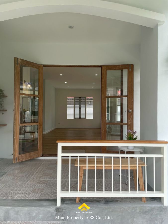 ขายบ้าน - บ้านเดี่ยว 2 ชั้น ม.นันทวัน - วัชรพล รีโนเวทใหม่ สวยพร้อมอยู่ ใกล้ทางด่วน เดินทางสะดวก โครงการพรีเมียมจากแลนด์แอนด์เฮ้าส์