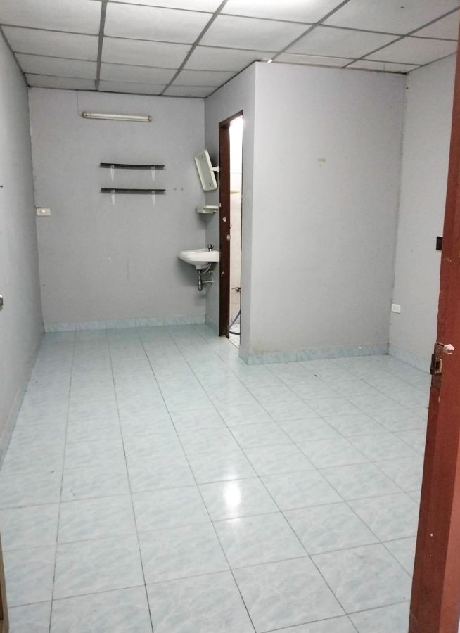 ให้เช่าบ้าน - ห้องว่างให้เช่า จรัญฯ 28 (ซอยวัดดงมูลเหล็ก) ห่าง 250 เมตรจากปากซอยจรัญฯ 28 ห่าง MRT ไฟฉาย 650 เมตร