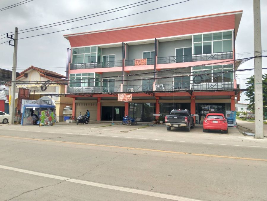 ขายอาคารพาณิชย์ / สำนักงาน - ขาย อาคารพาณิชย์ 3ชั้น ทำเลดี ราคาคุ้มสุดในย่านนี้ อำเภอไทรน้อย จ.นนทบุรี