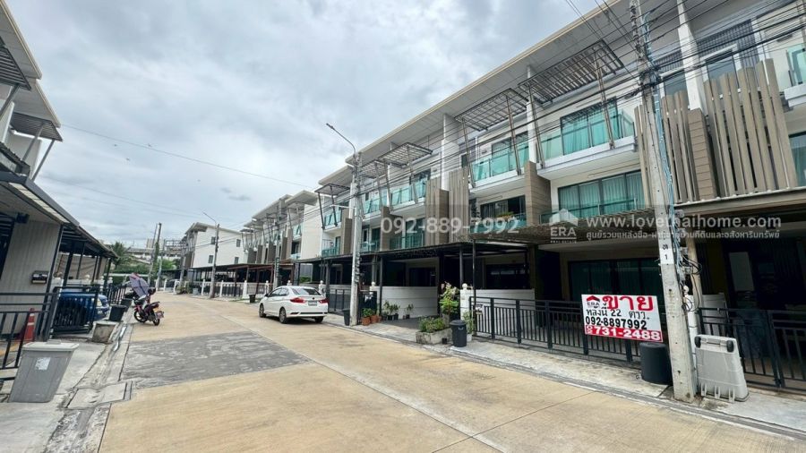 ขายทาวน์เฮาส์ - ขายทาวน์โฮม 3 ชั้น หมู่บ้านทาวน์อเวนิว โคโคส พระราม2 ซอย50 พื้นที่ 22.5 ตรว. ราคาถูกมาก ใกล้เซ็นทรัล พระราม2