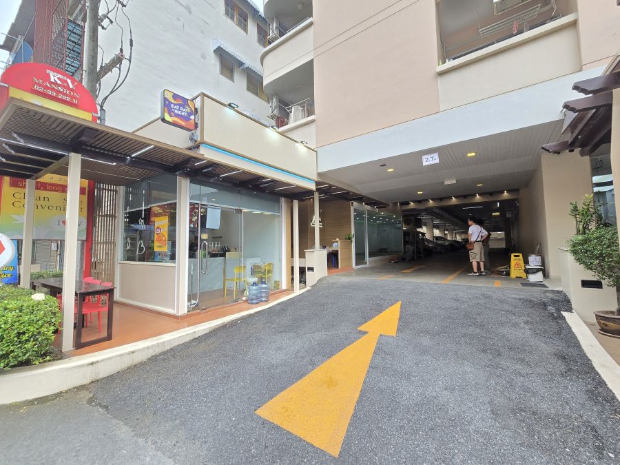 ให้เช่าอาคารพาณิชย์ / สำนักงาน - ให้เช่าพื้นที่ร้านค้าทำเลทอง ย่านสุขุมวิท ใกล้ BTS อ่อนนุช