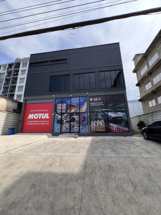 ขายบ้าน - ขายบ้าน หรือ โฮมออฟฟิศ 3 ชั้น ซอยรัตนาธิเบศร์ 12