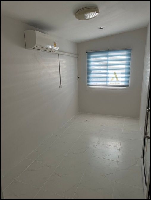 ให้เช่าบ้าน - ให้เช่าบ้านแฝด 2 ชั้น เดอะ วิลล่า รัตนาธิเบศร์ ท่าอิฐ ใกล้รถไฟฟ้าMRTสถานีบางรักน้อยท่าอิฐ