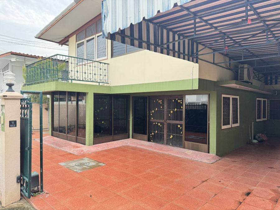 ให้เช่าบ้าน - ให้เช่า บ้านเดี่ยว 2 ชั้น ลาดพร้าว 64 | 4 ห้องนอน | เหมาะทำ Home Office / อยู่อาศัย | พื้นที่ 250 ตร.ม. | เข้าออก สุทธิสาร/ลาดพร้าว 80 ได้