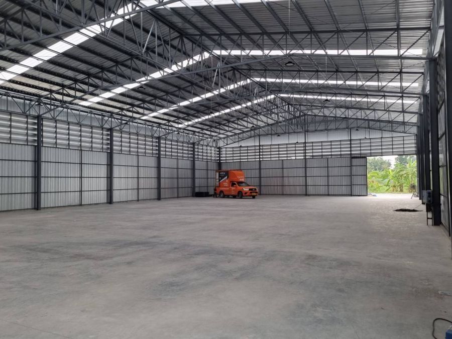 ให้เช่าโรงงาน / โกดัง - ให้เช่าโกดัง/ออฟฟิศ พระยาสุเรนทร์ แขวงบางชัน เขตคลองสามวา กรุงเทพฯ พื้นที่ 1,600 ตร.ม.