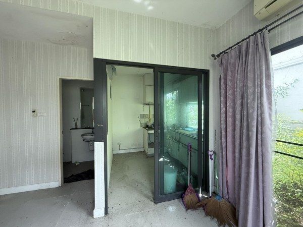 ขายทาวน์เฮาส์ - ขายทาวน์โฮม 3 ชั้น หลังมุม ทำเลดี ใกล้รามคำแหง-วงแหวน หมู่บ้านเดอะเมโทร (The Metro) ราษฎร์พัฒนา 15 (รหัสทรัพย์ 202564