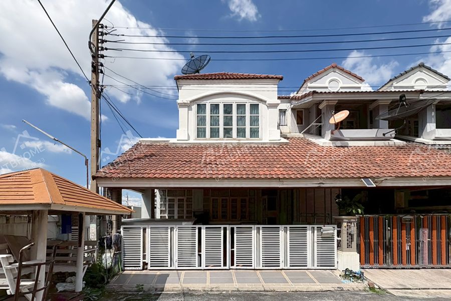 ขายทาวน์เฮาส์ - ทาวน์โฮม 3 ชั้น นันทนาการ์เด้น รังสิต ปทุมธานี แปลงมุมต่อเติมครบ ใกล้รถไฟฟ้าสายสีแดง-สถานีรังสิต