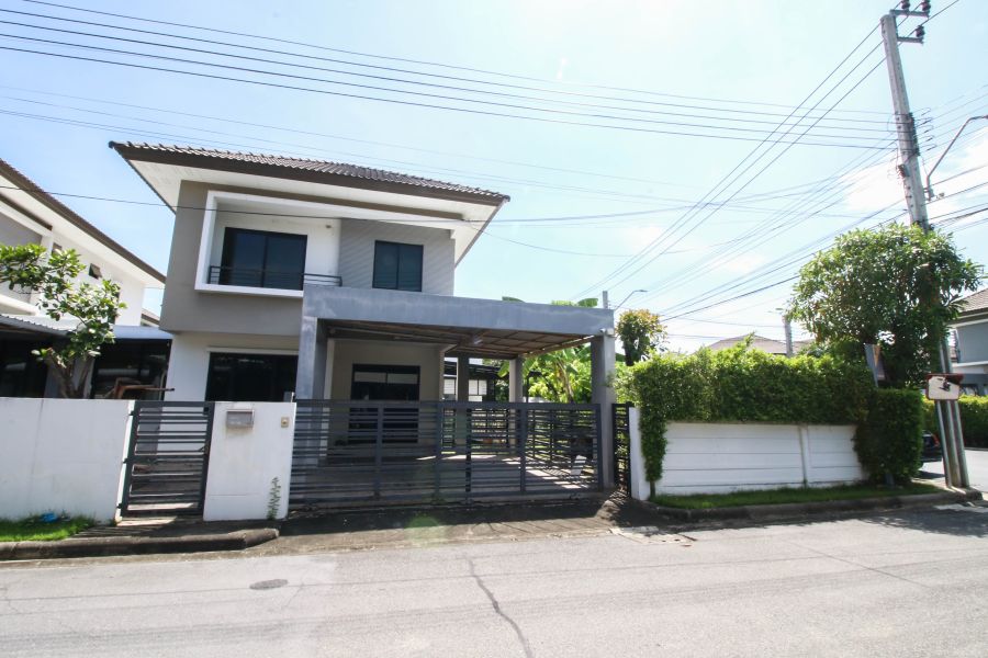 ขายบ้าน - ขายบ้านเดี่ยว บ้านแฝด อารียา โคโม่ กม.10 บางพลี บางนา ต้นโครงการ หลังมุม 71.3 และ 39.7 ตร.ว ใกล้เมกาบ้างนา