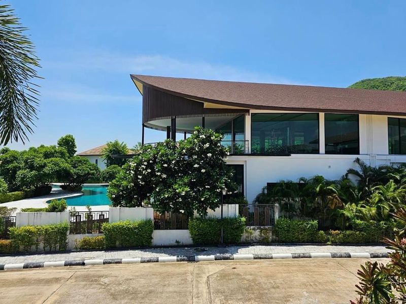 ขายบ้าน - ขายบ้านเดี่ยว 2 ชั้น โครงการ หมู่บ้านนคราทรัพย์ บางพระ ชลบุรี