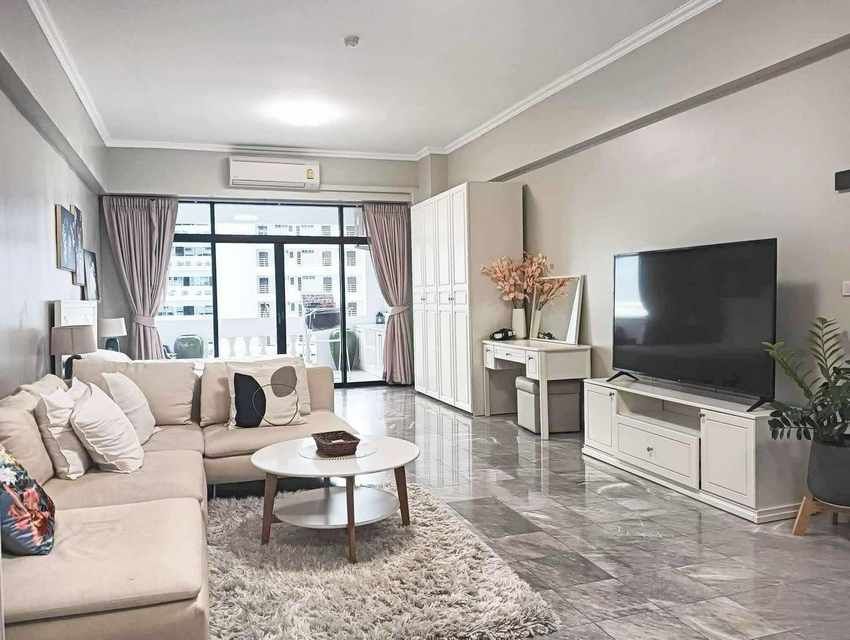 ให้เช่าคอนโด - ให้เช่าคอนโดวิวทะเล Jomtien Complex ขนาด 67 ตร.ม.