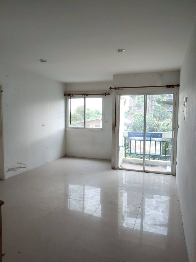 ขายคอนโด - ขาย ถูกสุดในตึก เดอะ บรีส คอนโด เรวดี 32 (The Breeze Condo Rewadee 32)