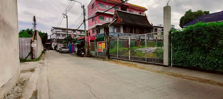 ขายที่ดิน - ขายที่ดินหลังกระทรวงสาธารณสุข 98 ตารางวา ติดถนนคอนกรีต ถมแล้ว ซอย กรุงเทพนนท์ 12 แยก 28 อ.เมือง นนทบุรี