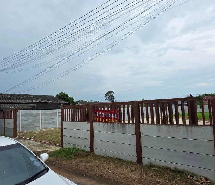ขายที่ดิน - ขายที่ดินพลูตาหลวง สัตหีบ 172 ตรว. ติดถนน2ด้านถมแล้วล้อมรั้วใกล้ถนน331เพียง150เมตร จ.ชลบุรี