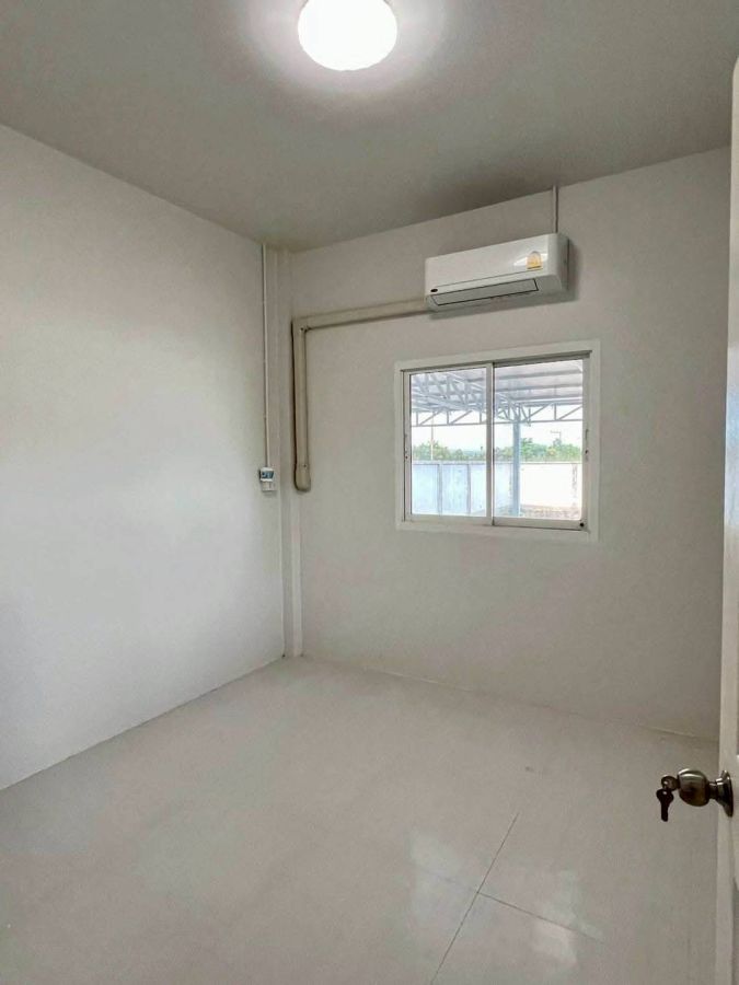 ขายที่ดิน - บ้านพร้อมที่ดินคลอง11หนองเสือ ปทุมธานี โครงการสวนแก้ว 200 ตร.ว 2.79 ล้านบาท