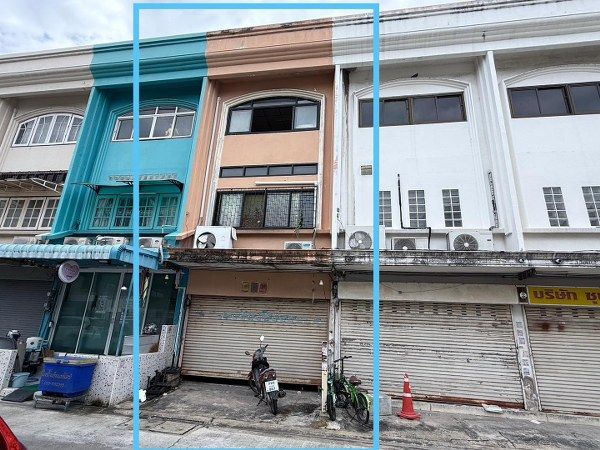 ขายอาคารพาณิชย์ / สำนักงาน - ขายอาคารพาณิชย์ 3 ชั้น ซอยรัตนาธิเบศร์18 (รหัส 202566) เลขที่ 70/26 อ.เมือง จ.นนทบุรี