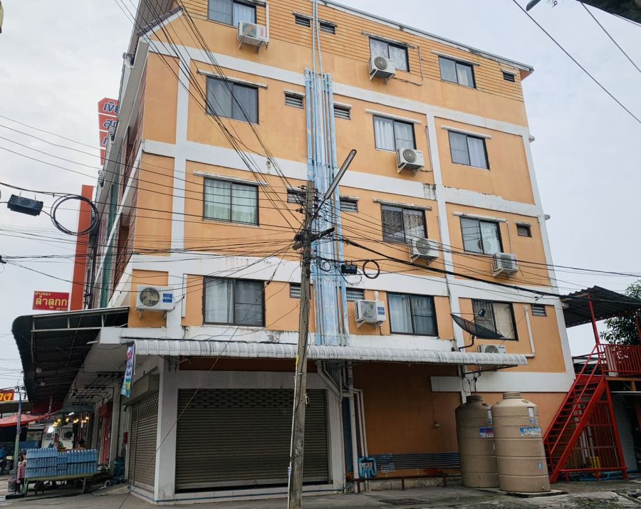 ขายอาคารพาณิชย์ / สำนักงาน - ขายด่วน อาคารพาณิชย์ 4 ชั้น เฟอร์นิเจอร์ครบ พร้อมอยู่ ห่างจากถนนนิมิตใหม่ / ลำลูกกา เพียง 100 ม. เหมาะทำ อพาร์ทเม้นท์ ร้านค้า ที่พักอาศัย