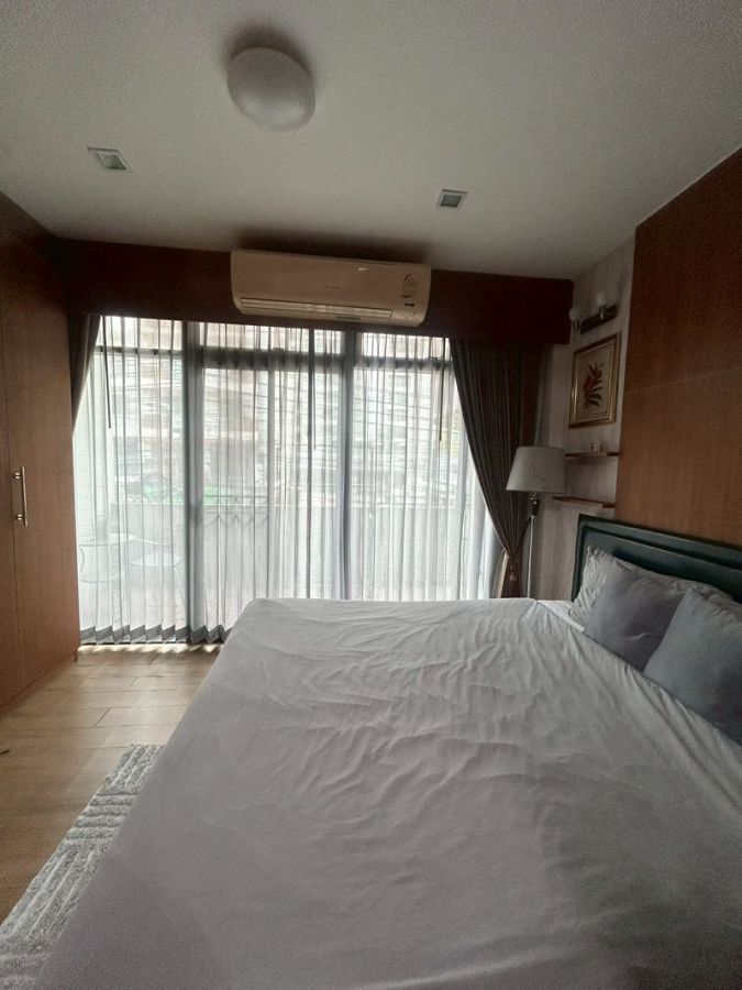 ให้เช่าอพาร์ทเม้นท์ / โรงแรม - ห้องพักให้เช่า กลางเมืองศรีราชา ราคาถูกมาก ห้องสวย ตกแต่งครบ พร้อมเฟอร์