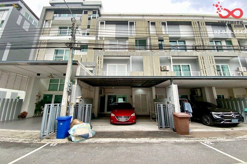 ทาวน์เฮาส์ - ขายและให้เช่าทาวน์โฮม 3ชั้น สเปซ ลาดพร้าว เหม่งจ๋าย ลาดพร้าว80 24ตรว.