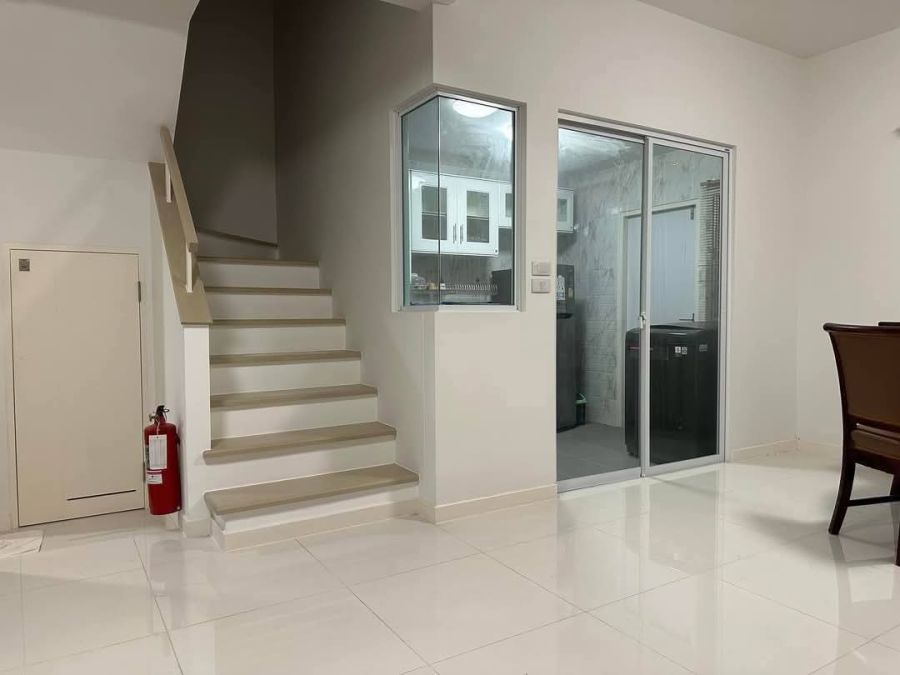 ให้เช่าบ้าน - ให้เช่า / ขาย หมู่บ้าน Villaggio รังสิต คลอง 2