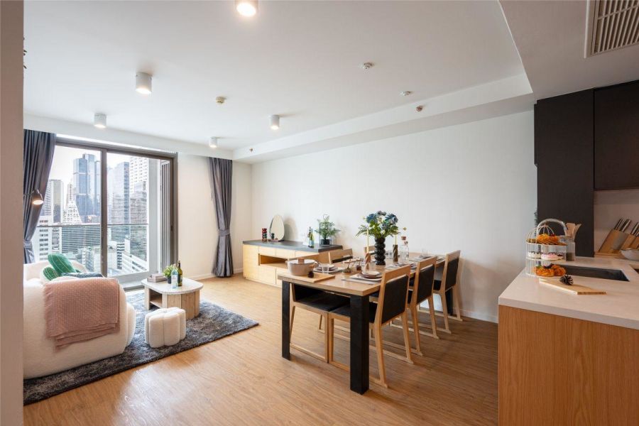 ขายคอนโด - ขายคอนโดรีโนเวทใหม่ 108.6 ตรม. ใกล้ MRT สามย่าน Siamese Surawong เขตบางรัก กรุงเทพ