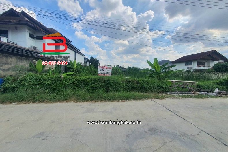 ขายที่ดิน - ที่ดินเปล่า เนื้อที่ 107 ตร.ว.ซอยรามอินทรา 65 แยก 2-6 ใกล้เพลินนารี่มอลล์ ถนนรามอินทรา แขวงท่าแร้ง เขตบางเขน