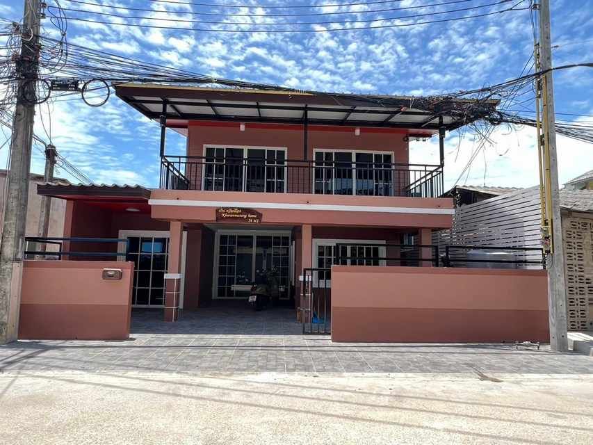 ให้เช่าบ้าน - บ้านให้เช่า บ้านรีโนเวทใหม่ 3 ห้องนอน ย่านบางเสร่ พัทยา