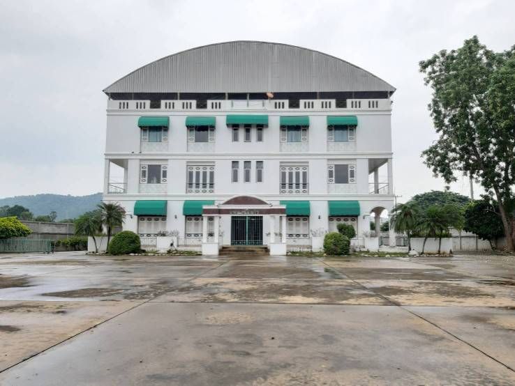 ขายโรงงาน / โกดัง - ขายโรงงานพร้อมภัตตาคาร อยู่ติดถนนสายเอเชีย อำเภอโกรกพระ นครสวรรค์