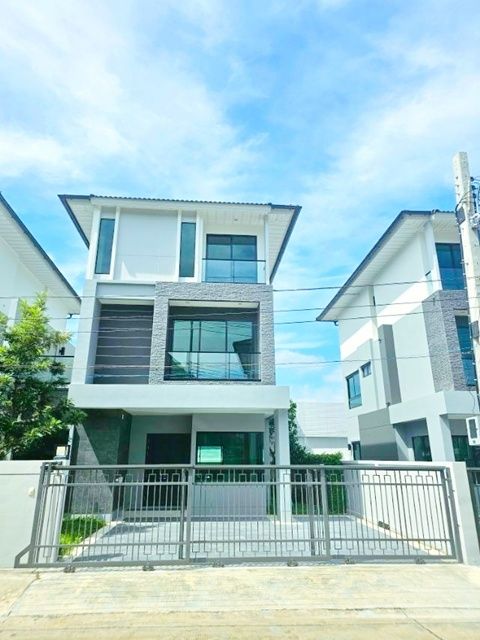 ให้เช่าบ้าน - ตลาดถนอมมิตร 2 กม. เพลินนารี่ มอลล์ 2.1กม.4นอน ไปรษณีย์ สายไหม 1.2 กม. ให้เช่าบ้าน 3 ชั้นศุภาลัย 50 ตร.วา. 250 ตร.ม. 4 น้ำ