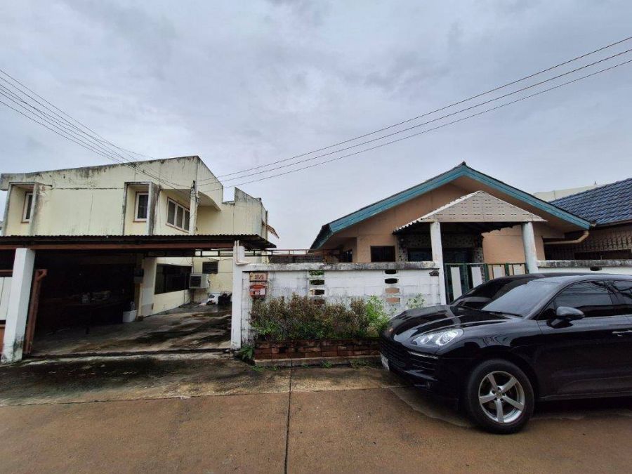 ให้เช่าบ้าน - ให้เช่าบ้าน ซอยรามอินทรา 6 เนื้อที่ 102 ตารางวา (บางเขน)