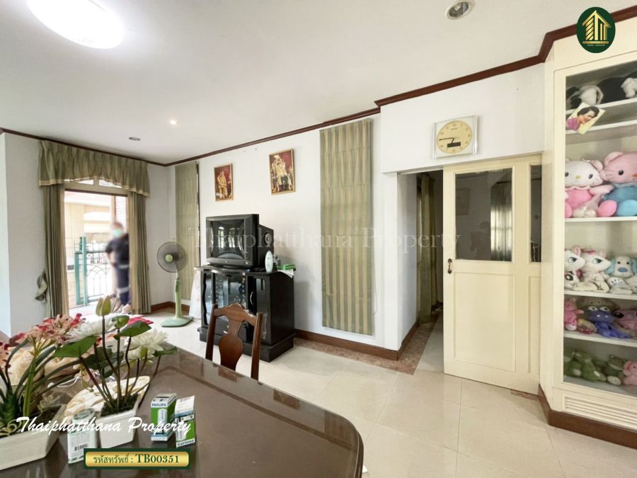 ขายบ้าน - ขายถูกบ้านหลังมุม ภัสสร4 ดิอิลิแกนซ์ รังสิต คลองสาม