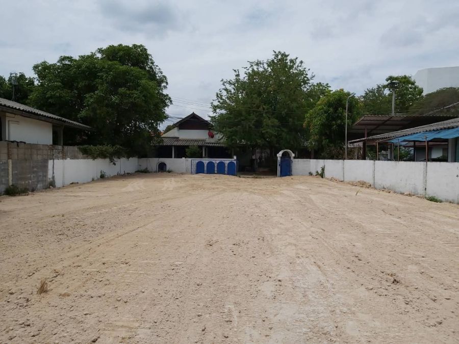 ขายที่ดิน - ขายที่ดินตำบลแม่เหียะในหมู่บ้านกาดวรุณพร้อมโอน