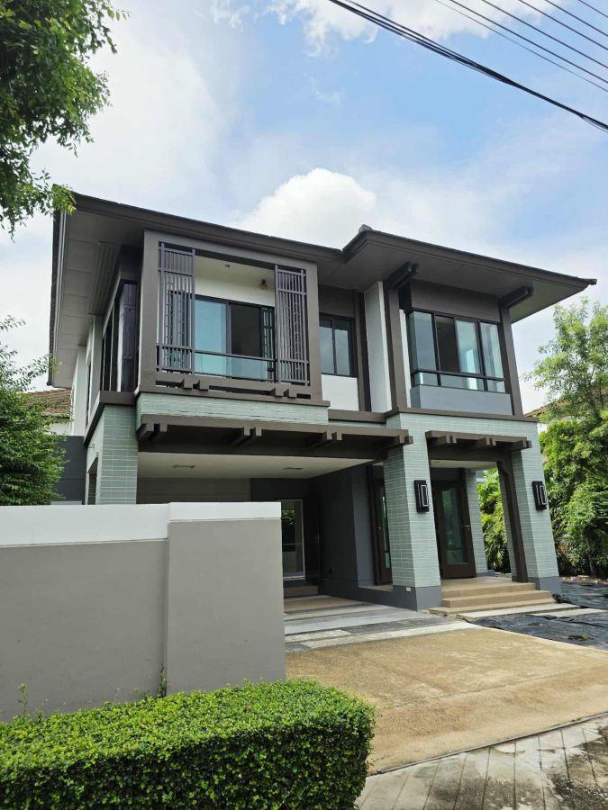 ขายบ้าน - ขายบ้าน เศรษฐสิริวัชรพล ติดถนนเมนสุขาภิบาล5 หน้าสำนักงานเขตสายไหม