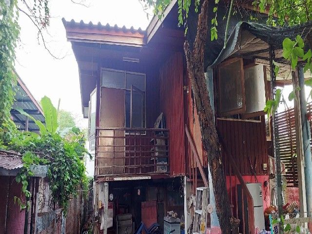 ขายบ้าน - ขายบ้านพร้อมที่ดิน 68 ตารางวา โชคชัย 4 ซอย 78 แยก 7 ลาดพร้าว กรุงเทพ