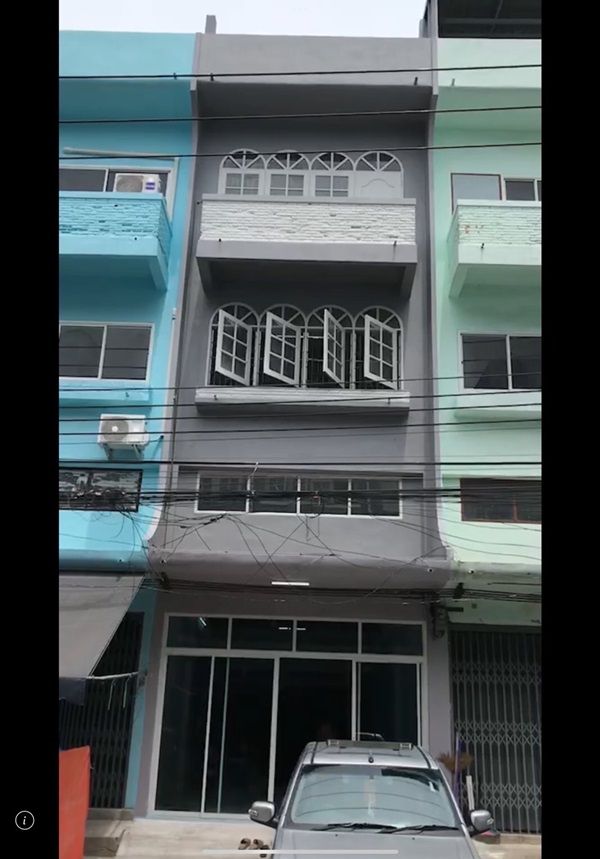 ขายอาคารพาณิชย์ / สำนักงาน - ขายตึกแถว 4 ชั้น ต่อเติมเต็ม เอกชัย 69/1 ราคา 2.1 ล้าน