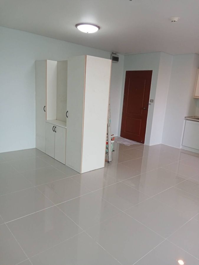 คอนโด - ขายให้เช่าคอนโดลุมพินี พาร์ควิว กรุงเทพ 40 ตรม. ราคา 6.7 ล้านบาท ค่าเช่า 18,000 บาท ต่อเดือน