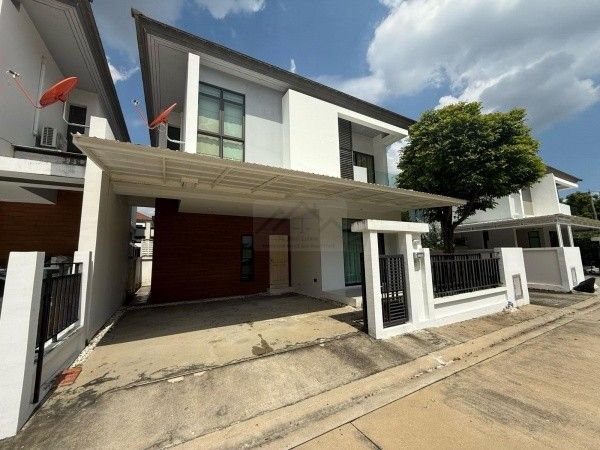 ให้เช่าบ้าน - ให้เช่าบ้านเดี่ยว 2 ชั้น 3 ห้องนอน โครงการ ออร่า Aura รามคำแหง 94 ใกล้รถไฟฟ้า MRT สัมมากร เฟอร์นิเจอร์ครบ