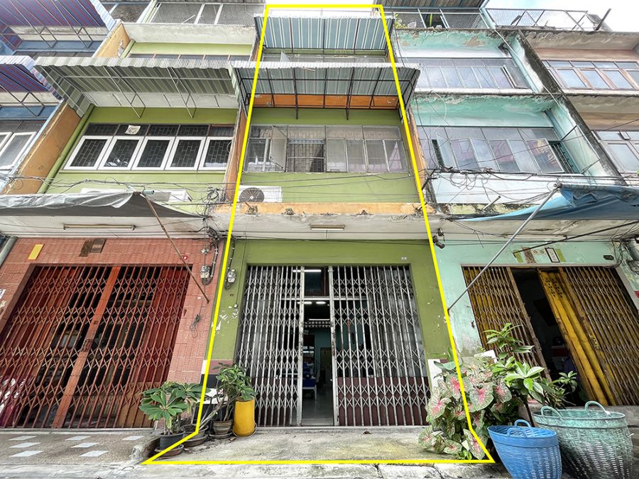 - ขายอาคารพาณิชย์ 4 ชั้น ถนนตะนาว พระนคร เหมาะทำธุรกิจและ อยู่อาศัย