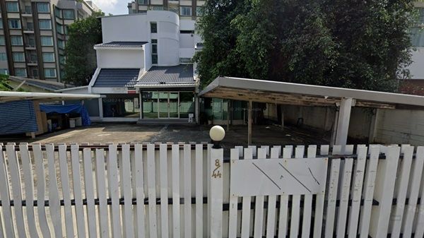 บ้าน - ให้เช่า / เซ้ง / ขาย บ้านทำสำนักงาน - ลาดพร้าว ซอย 8 ทำเลทองใจกลางเมือง ใกล้ MRT