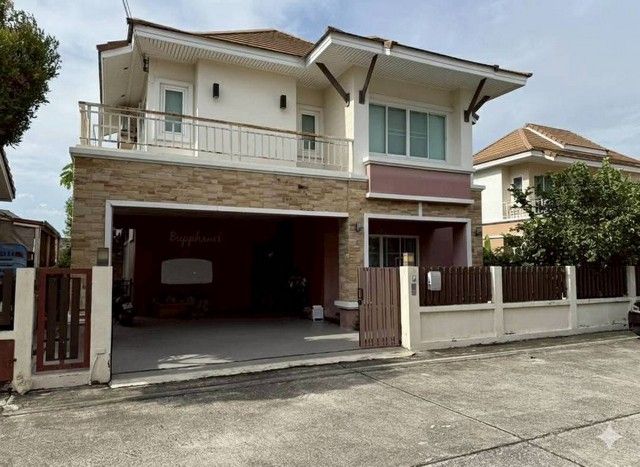 ให้เช่าบ้าน - ให้เช่าบ้านเดี่ยว 2ชั้น มบ.ปิยวัฒน์ ลากูน่า-อ่างศิลา ขนาด 73 ตรว มีเฟอร์นิเจอร์ ใกล้โรงพยาบาลเอกชน2 ตลาดอ่างศิลา เสม็ด อ่างศิลา ชลบุรี